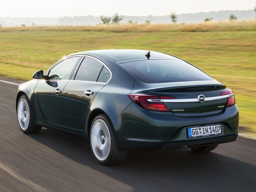  Opel Insignia Hatchback 2013 года  (фото 2 из 16)